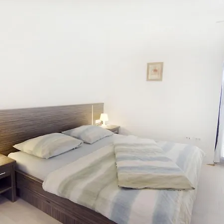 Alpa 5 By Interhome Ουμάγκ